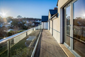 Harbour Retreat Restful image 3