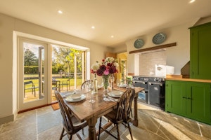 Quaystone image 1