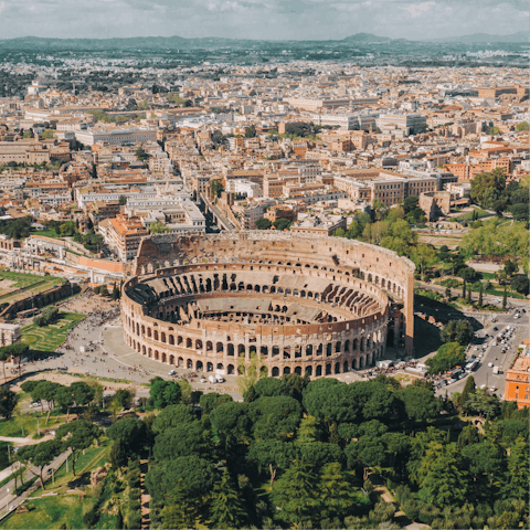Hop on the train for a day trip to Rome –⁠ just an hour's train journey away