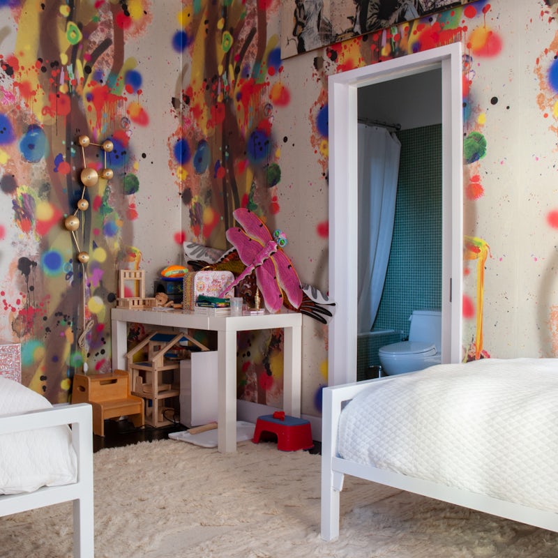 Entertain the children in a vibrant and colourful bedroom