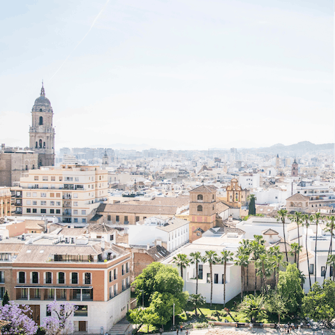 Stay just a few metres away from Malaga's sought-after Larios street
