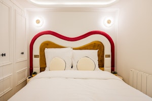 The Parisian Studio image 7