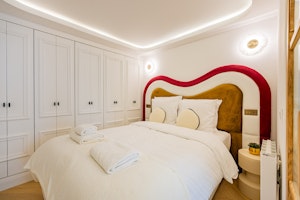 The Parisian Studio image 6