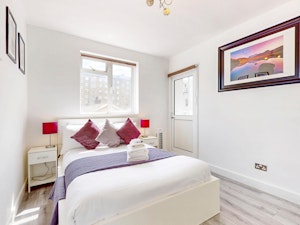 Parkside Nest image 3
