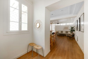 A Chic Vista image 8