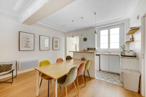 A Chic Vista image 7