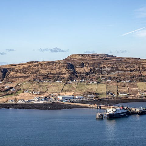 Stay in the heart Uig, a charming village on the Isle of Skye