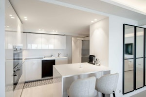 Croisette Pearl image 11