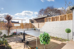The Little London Home image 11