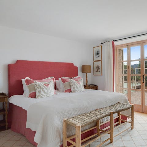Wake up to the sound of birdsong in bright bedrooms