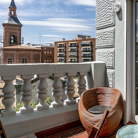 Soak up some rays on the private terrace, a good book and a cold drink in hand