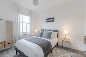 Queen's Delight image 13