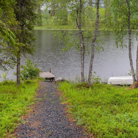 Spend your days exploring the lake next to the cottage