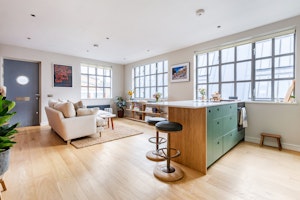 De Beauvoir Mews image 12