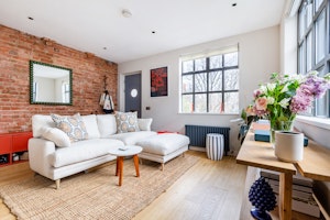 De Beauvoir Mews image 11