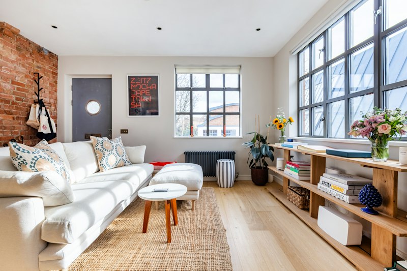 De Beauvoir Mews main image