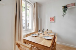Wilde's Neighbourhood image 6