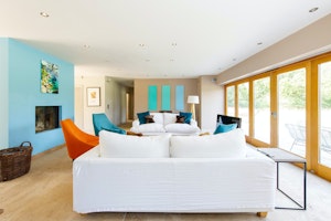 The Sussex Peach image 15