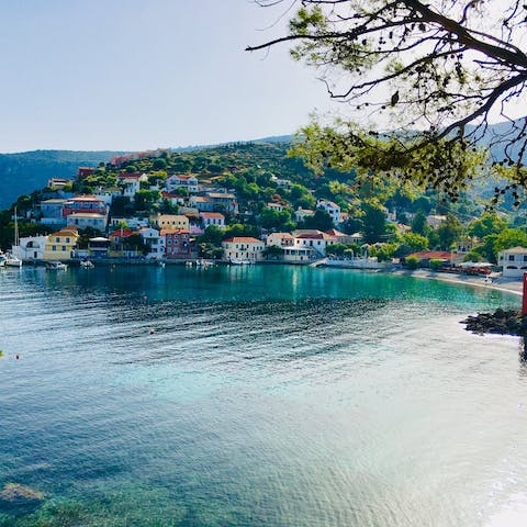 Drive to the vibrant town of Argostoli in ten minutes