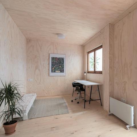 Work remotely in complete privacy with a separate office studio