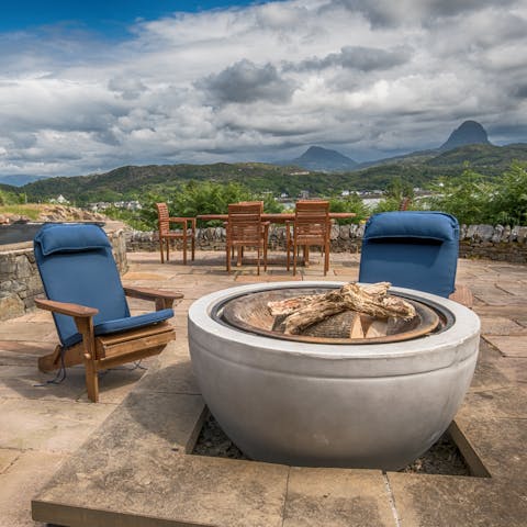 Gather around the fire pit and share stories after dark 