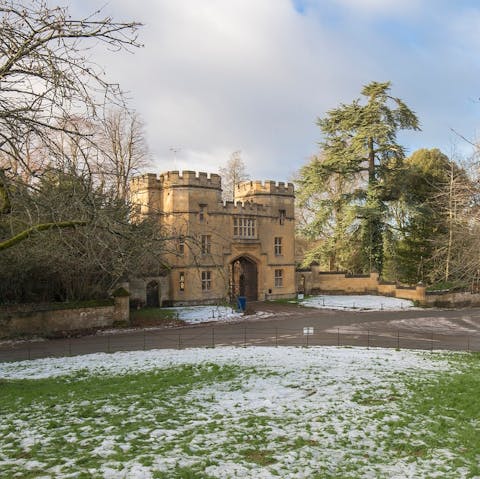 Get free access to  Sudeley Castle & Gardens 