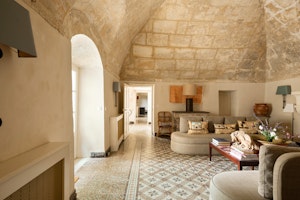 Grace & Mouries image 1