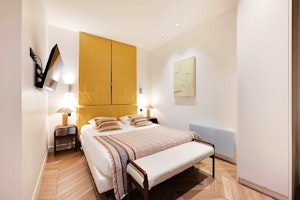 Saint Germain des Prés Hideaway image 12