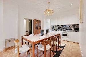 Saint Germain des Prés Hideaway image 9