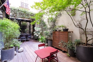 Petite Oasis image 10