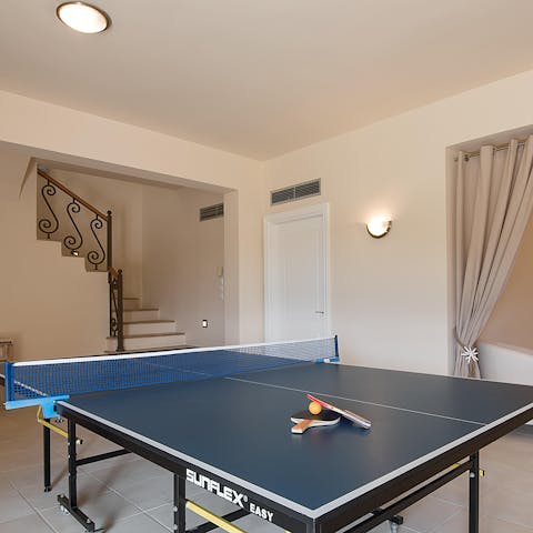 Challenge your guests to a game of table tennis 