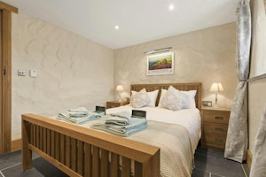 Pembrokeshire Muse image 2