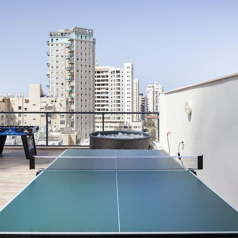 Challenge your loved ones to a round of table tennis in the sunshine