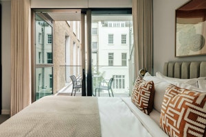 Mayfair Charm image 6