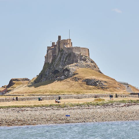 Set off on an adventure to the island's magnificent Lindisfarne Castle, just a short walk away