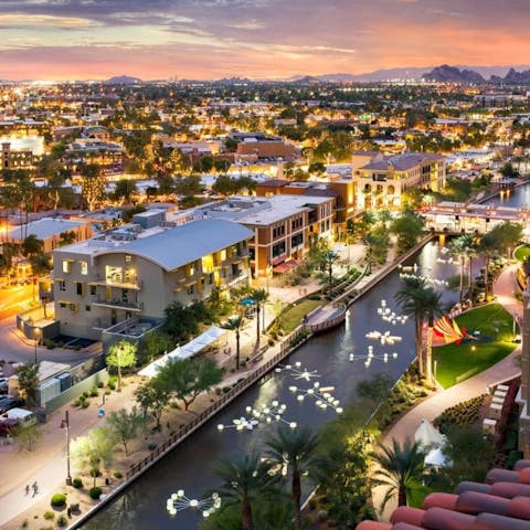 Stay just a 15-minute drive from Old Town Scottsdale