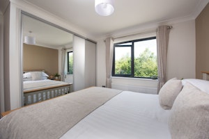 A Devon Star image 9