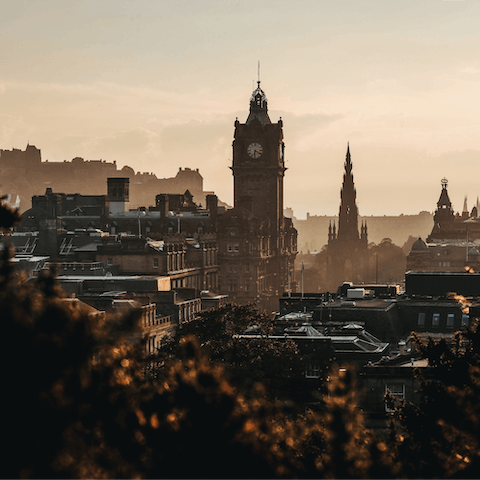 Plan a day trip out to Edinburgh, only an hour away by car