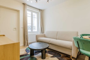 Montmarte Residence image 12