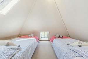 Dorsetian Retreat image 12
