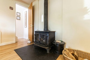 Dorsetian Retreat image 7