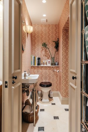 Notting Hill Elegance image 3