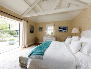 Sussex Farmhouse image 11