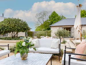 Sussex Farmhouse image 3