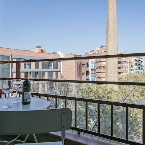Take some time out on the home's balcony, overlooking the Xemeneia de la Bordeta