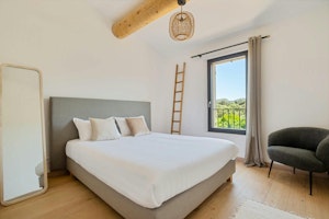 Picturesque & Peaceful Retreat image 2