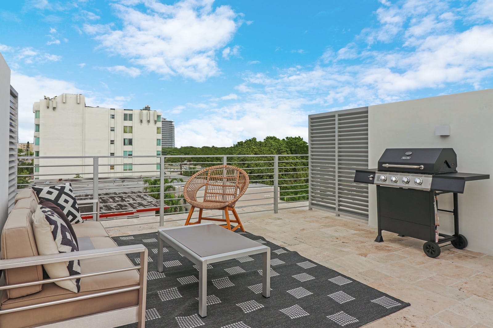 Pink Twilight, Miami Beach, MiamiDade County Plum Guide