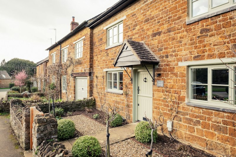 Adderbury Glow additional image