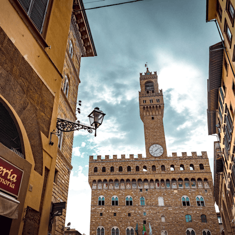 Explore the charming city of Florence, right on your doorstep