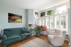Morning in Streatham image 1